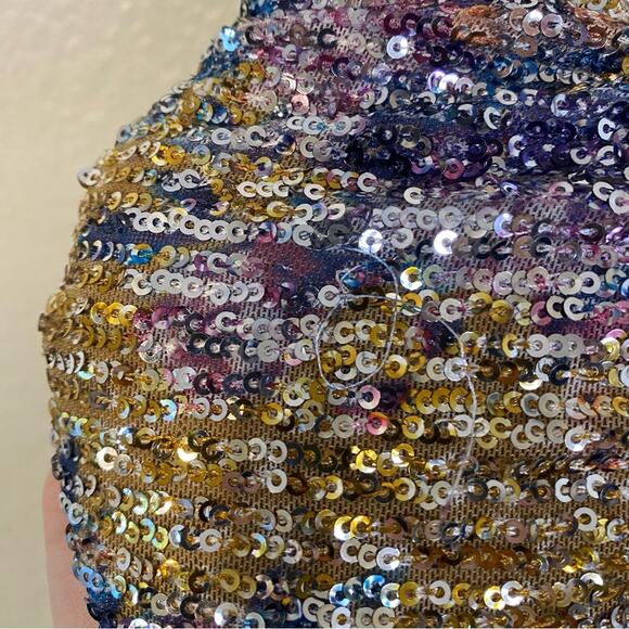 Nookie Revolve Sequined Forever Mini Skirt Ruffle Front Zipper Small NEW W/ Flaw - Picture 8 of 8